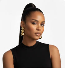 Load image into Gallery viewer, Ellipse Earrings ~ Gold