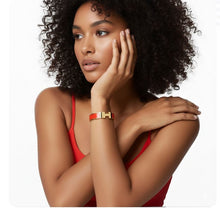 Load image into Gallery viewer, H Signature Enamel Clique Bracelet~ Red
