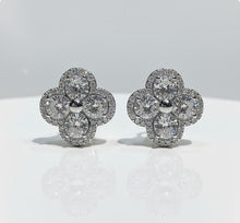 Load image into Gallery viewer, Vintage Quatrefoil Diamante Earrings ~ Silver
