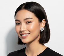 Load image into Gallery viewer, Vintage Quatrefoil Diamante Earrings ~ Silver
